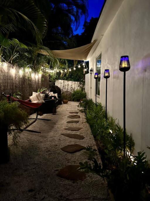 Flora'S Garden Apartment/Studio North Miami Exteriör bild