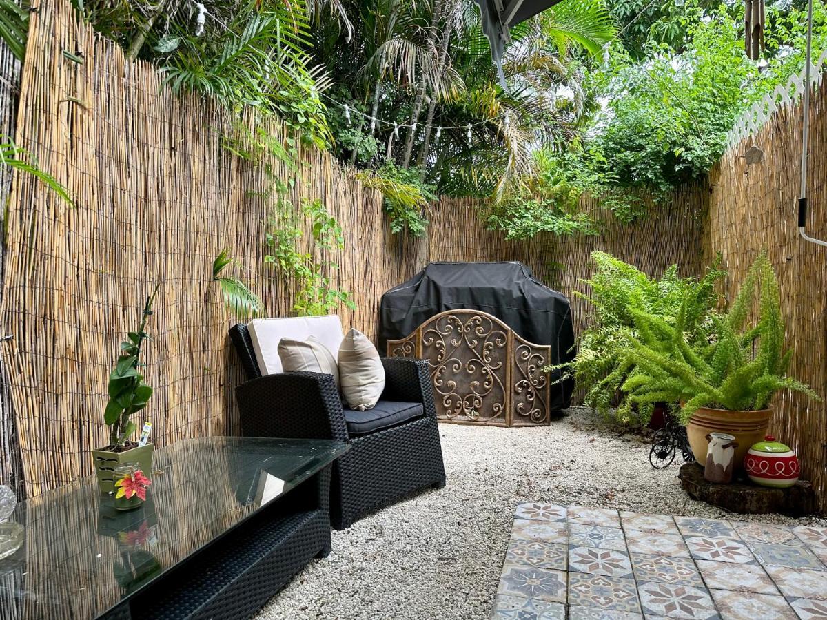 Flora'S Garden Apartment/Studio North Miami Exteriör bild